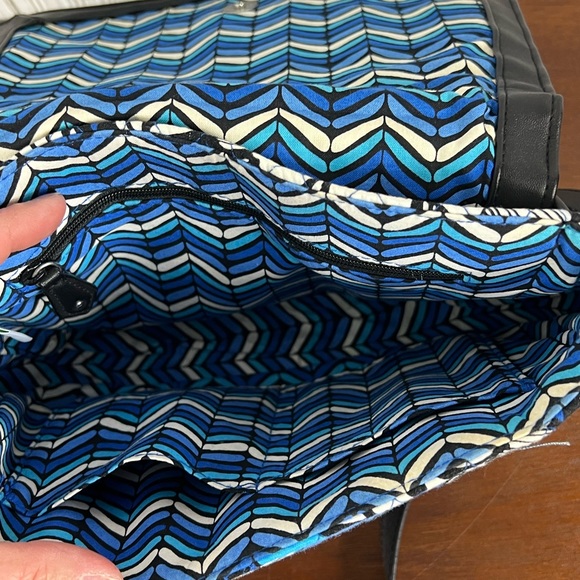 Vera Bradley " Blue Bayou" Handbag - Picture 5 of 7